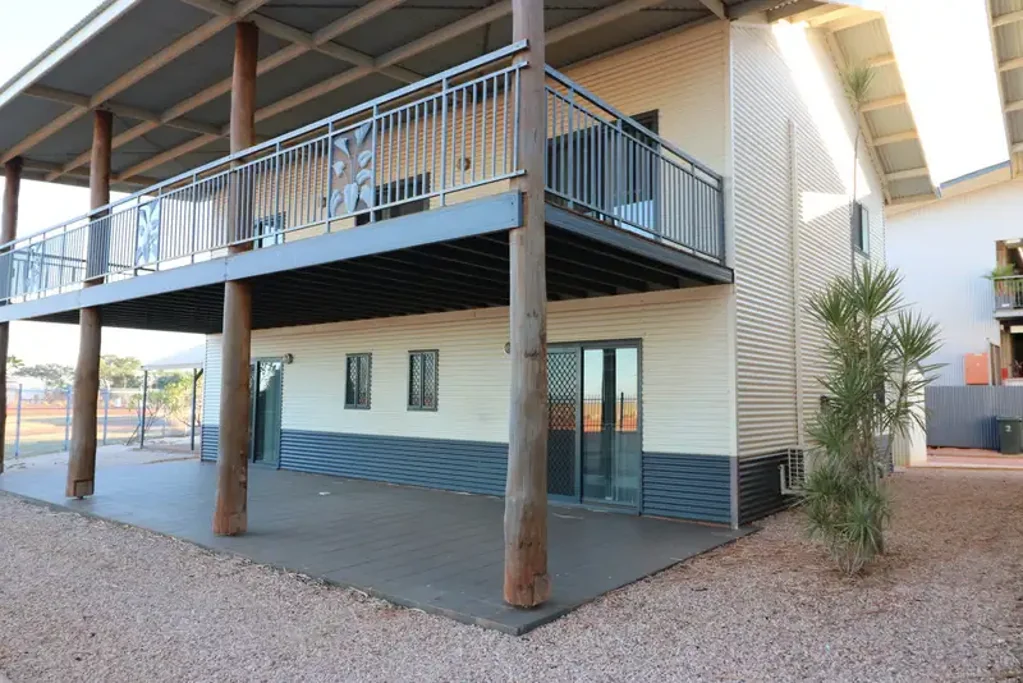 Derby 4Zimmer Secure, Spacious, High-Yield Living!
