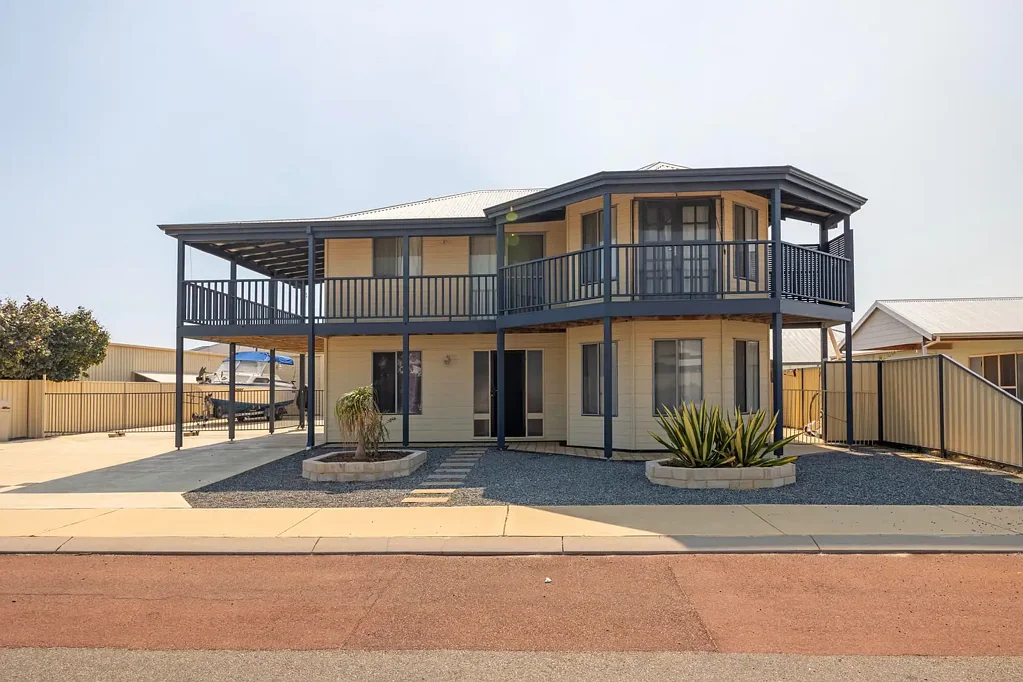31 Bettong Avenue, Jurien Bay, WA 6516