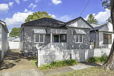 New Lambton 2房  Charming Home with Separate Studio in Prime New Lambton Location