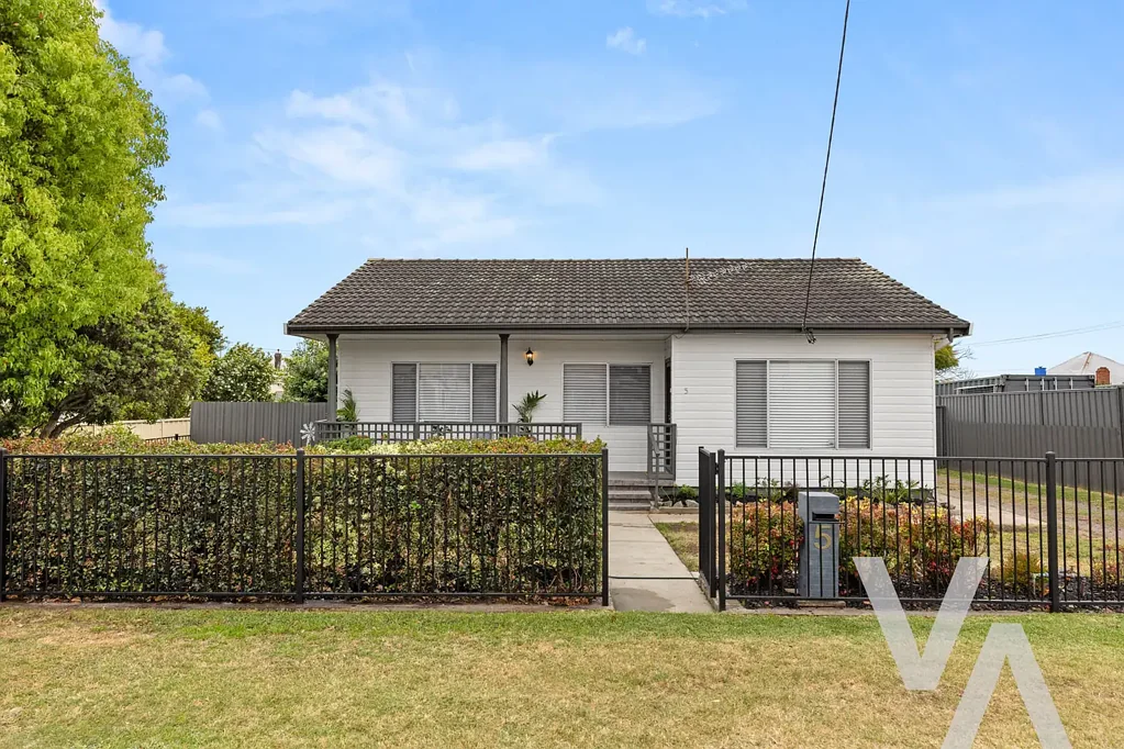 Weston 4Moenga Room to Live, Play and Grow – Spacious Family Living on 809m²