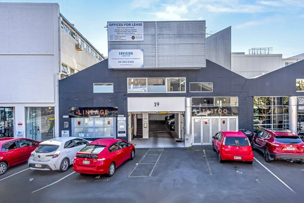Auckland Central  Cost Effective CBD Office with On-Site Parking