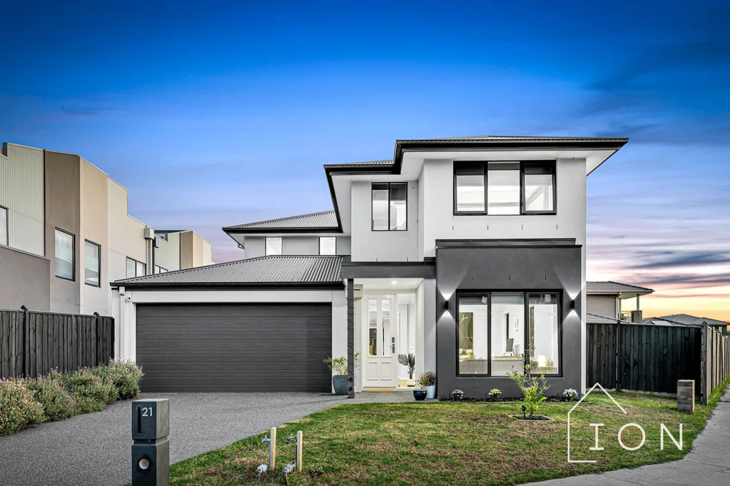 21 Charisma Circuit, Cranbourne South, VIC 3977