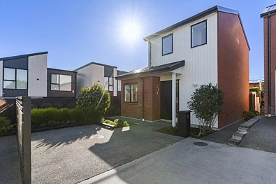 Glen Innes 2 Bedroom Sunny Standalone Sanctuary