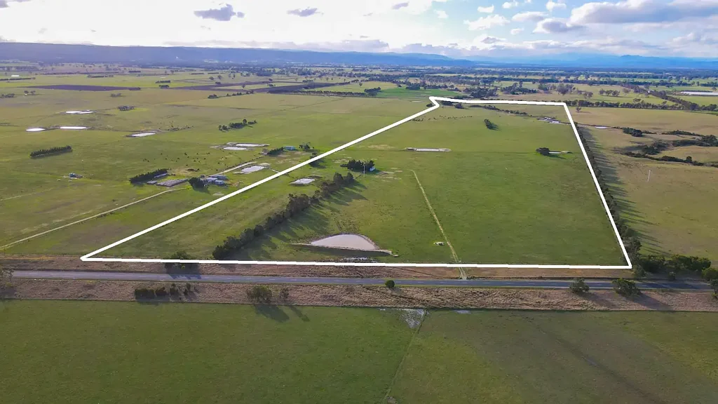 Glengarry RURAL GRAZING LAND OR BUILD THE DREAM LIFESTYLE