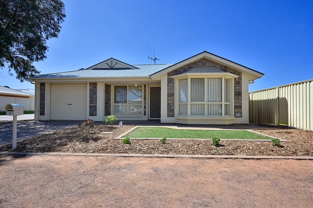 8 Kilderry Street, Whyalla Stuart, SA 5608