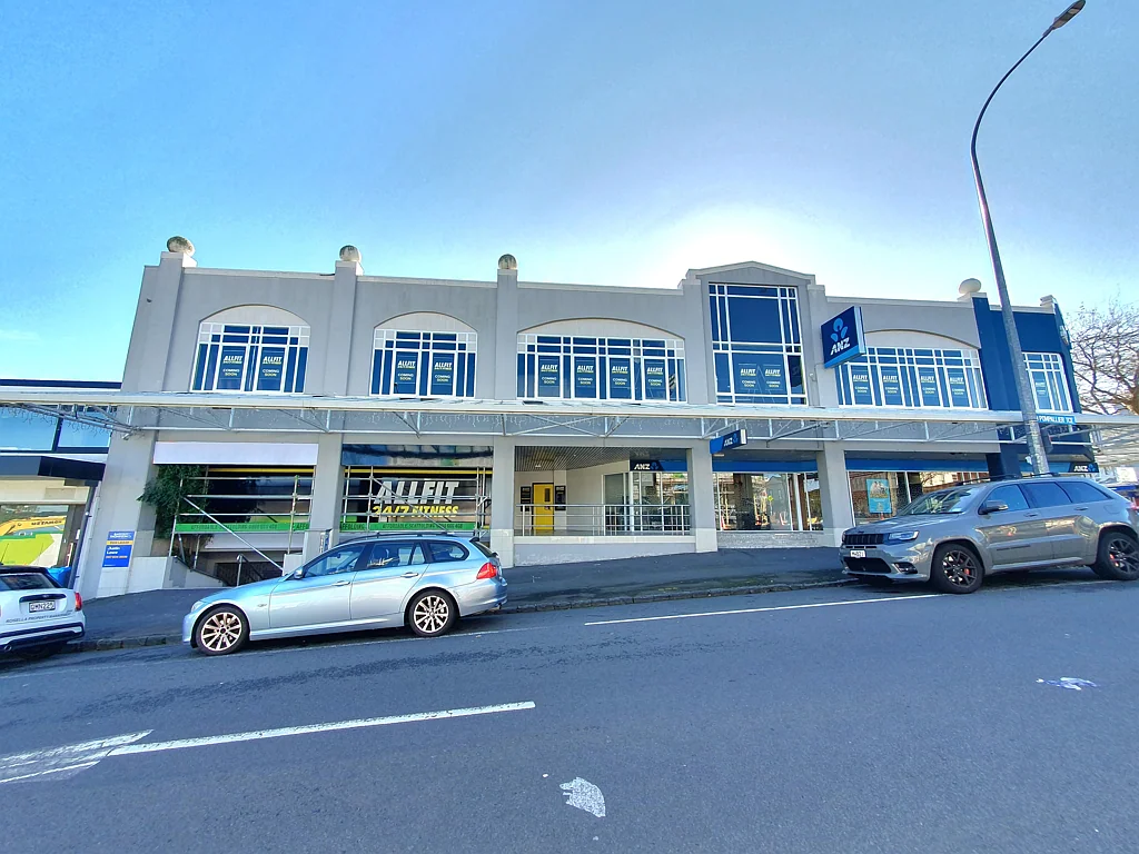 Ponsonby Retail or Hospitality in Three Lamps Ponsonby