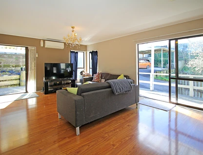 A/10 White Swan Road, Mount Roskill, Auckland City, Auckland, 3房, 1浴, 整租独立别墅