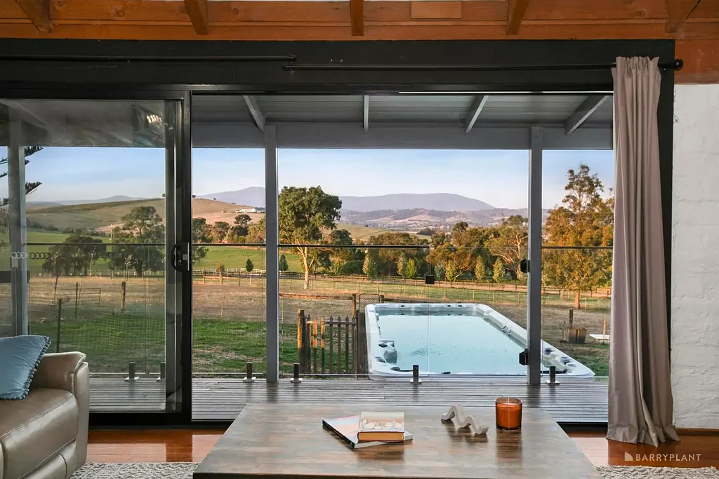 Yarra Glen 6Habitaciones A rare Yarra Valley retreat with income potential