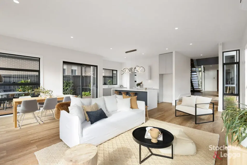 Cowes 3 Bedroom Magnolia House - Where custom craftsmanship meets contemporary luxury
