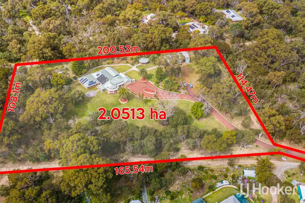 Parklands 4房  Country Manor Style Home on 2.05HA with 231 m2 Shed