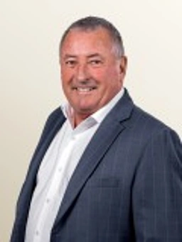 Charles Lindsay