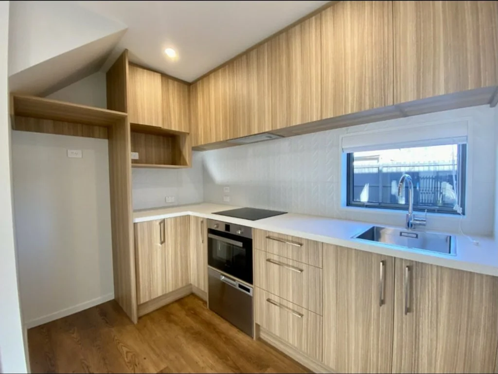 Woolston 1房  Modern Living