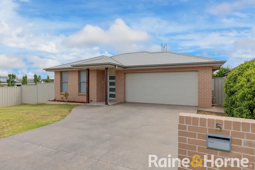 5 Severn Circle, Dubbo, NSW 2830