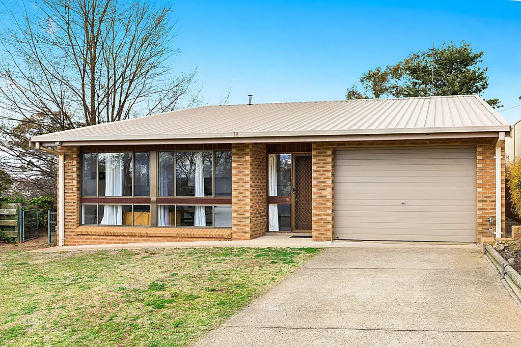 37 Orana Avenue, Cooma, NSW 2630