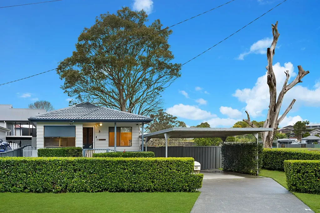 28 Railway Parade, Cardiff, NSW 2285