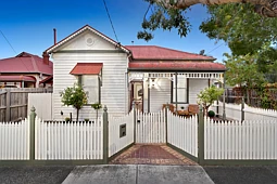 1/97 Carlisle Crescent, Hughesdale