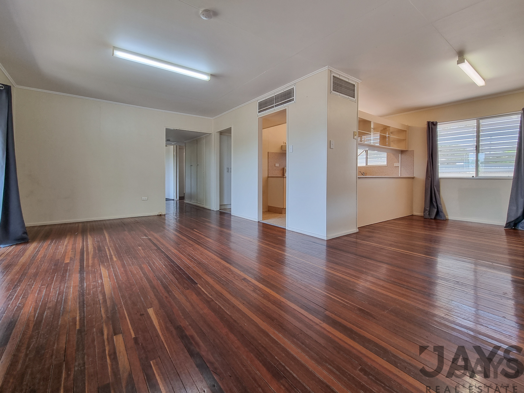 28 JACOBSEN CR, SUNSET QLD 4825, 0 Schlafzimmer, 0 Badezimmer, House