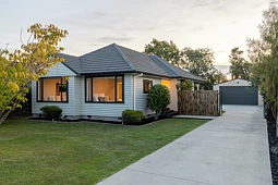 99 Marshland Road, Shirley
