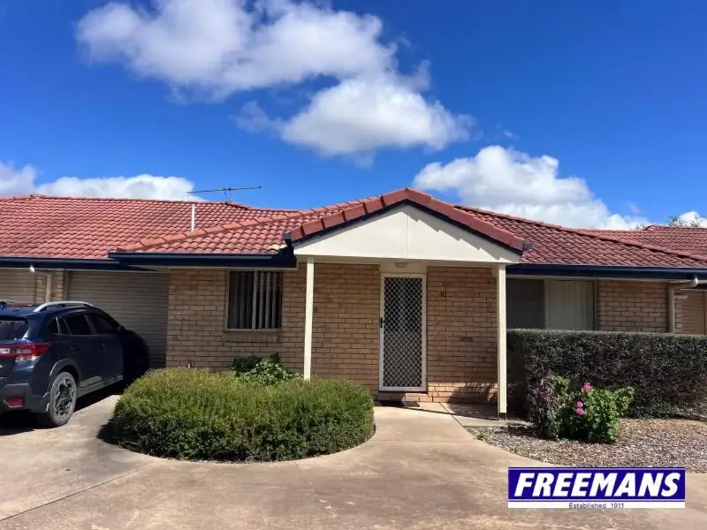 Kingaroy 2房  Tidy Villa in quiet complex