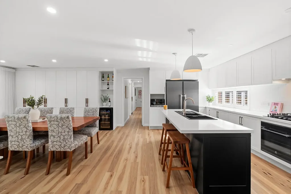 Golden Grove 4침실 Luxury, Lifestyle & Family Function in One Stunning Package