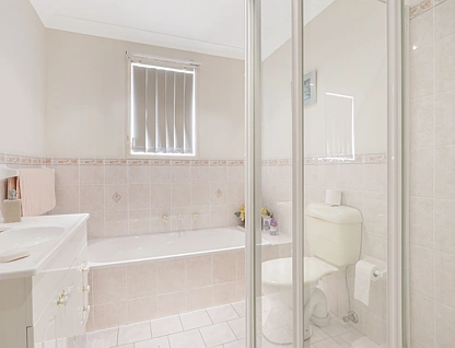 1 Moonah Close, West Hoxton, NSW 2171, 4房, 3浴, House