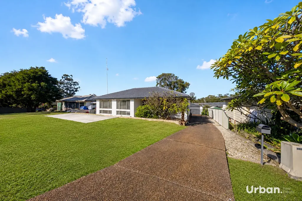Spacious Four Bedroom Family Home with Pool!