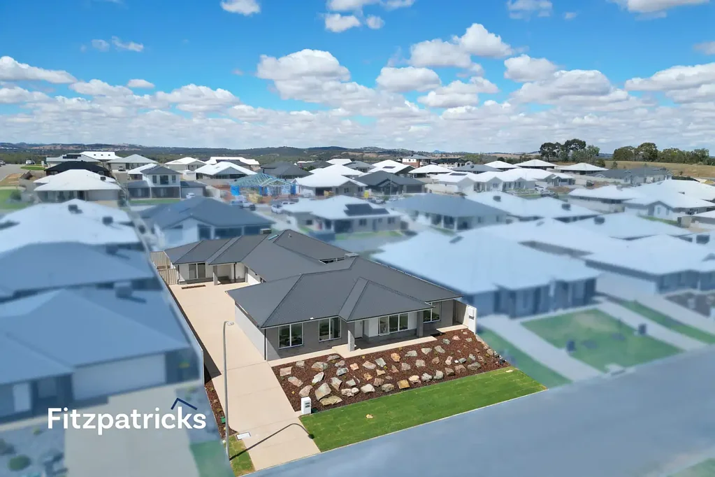 1/18 Tooleybuc Street, Gobbagombalin, NSW 2650