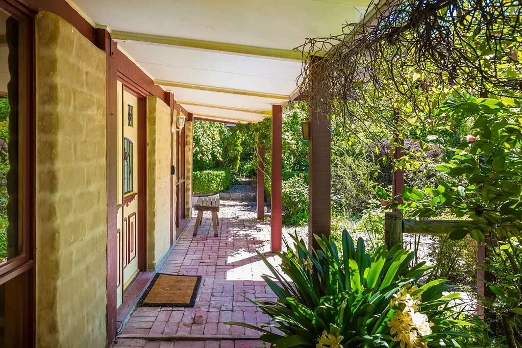 7 Centenary Avenue, Macedon, VIC 3440