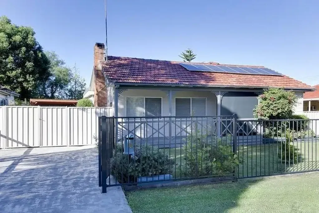 COZY 3 BEDROOM HOME!