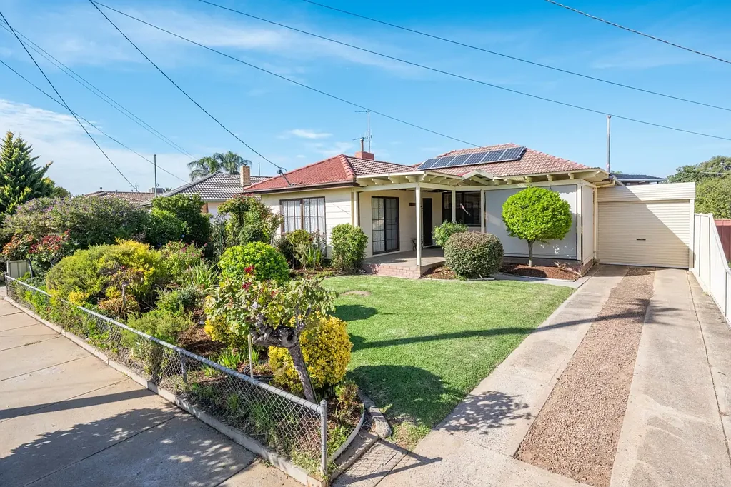 42 Sheehan Crescent, Shepparton, VIC 3630