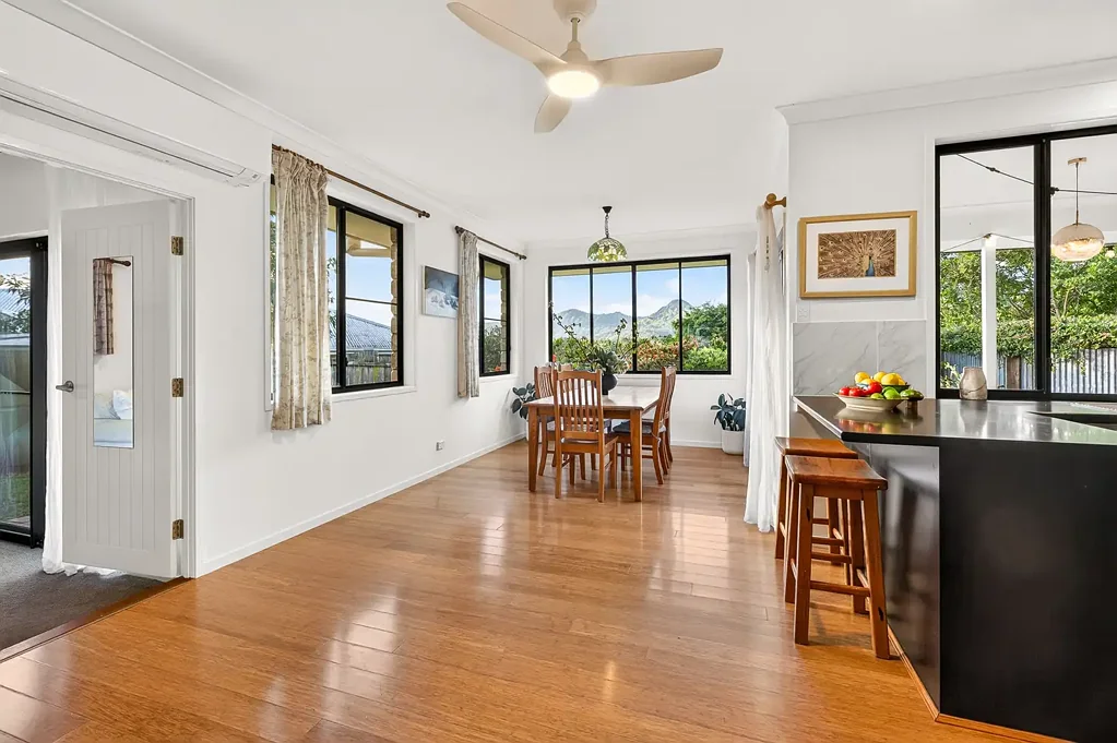 Mullumbimby 3Phòng ngủ Elevated, Established and Stunning Outlook