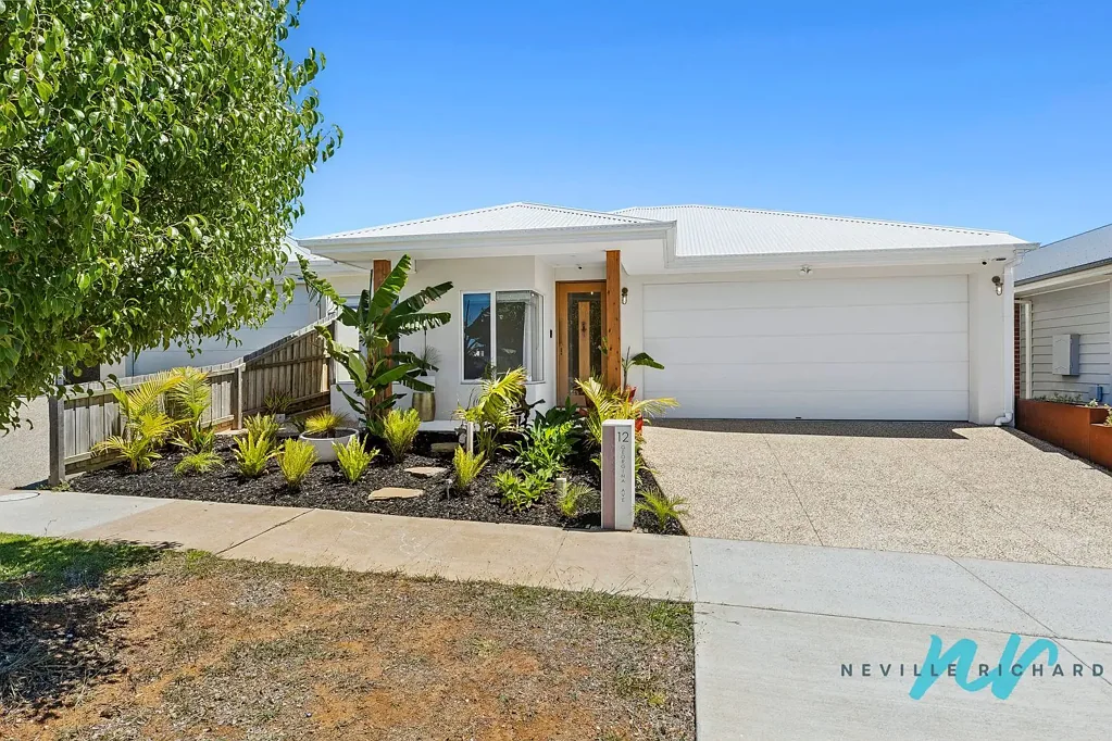 12 Georgina Avenue, St Leonards, VIC 3223