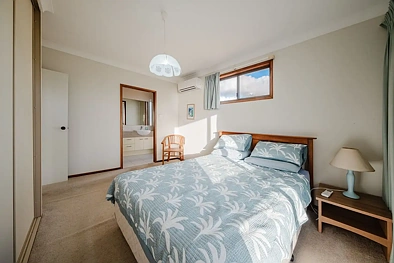 23 Malcolm Street, Bluff Point, WA 6530, 5房, 2浴, House