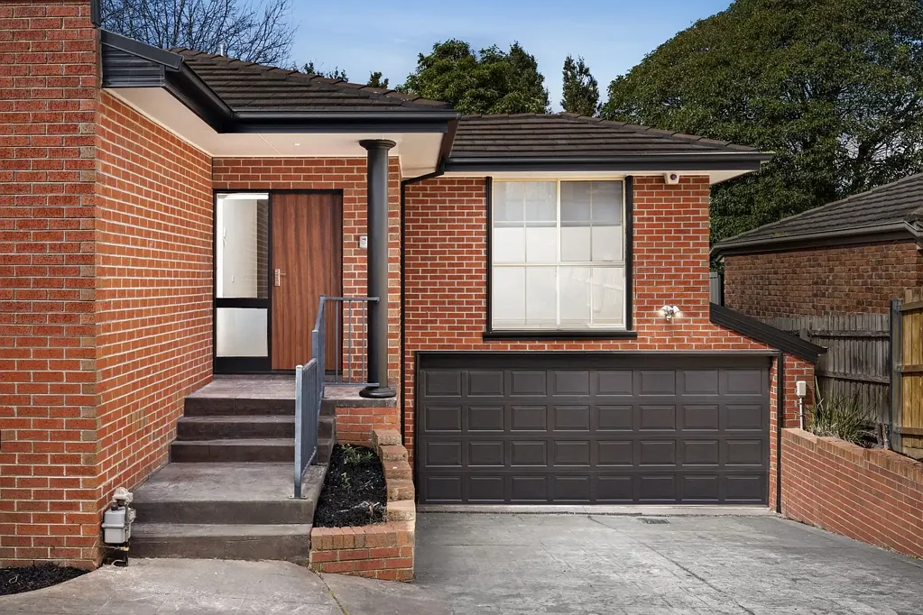 Mount Waverley 3ਬੈੱਡਰੂਮ Contemporary Comfort in a Coveted Mount Waverley Pocket