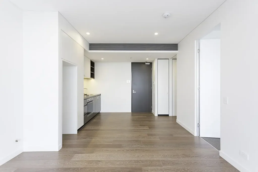 Modern one-bedroom apartment with a study