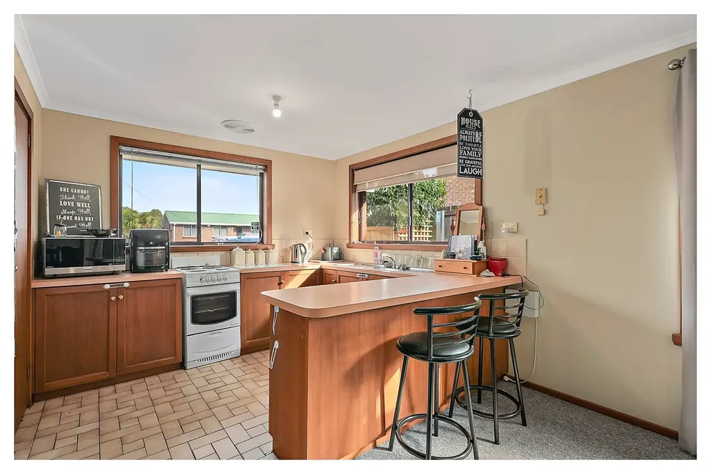 THIS SPACE: A Welcoming Haven in the Heart of Summerhill.