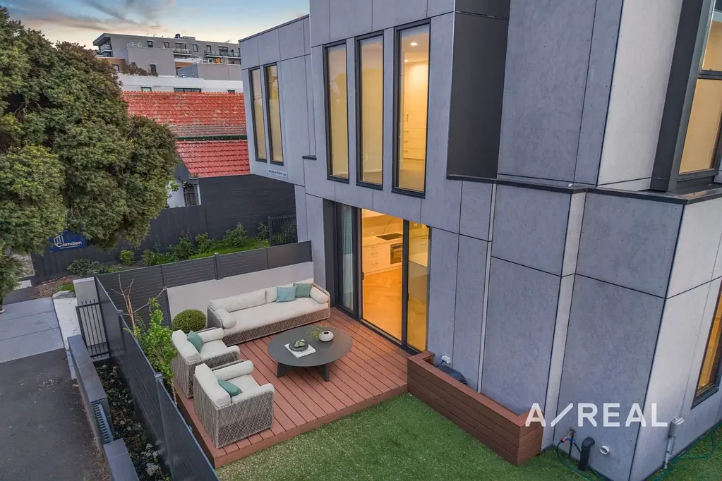 Brunswick East 3ਬੈੱਡਰੂਮ Entertainers dream with roof top CBD views