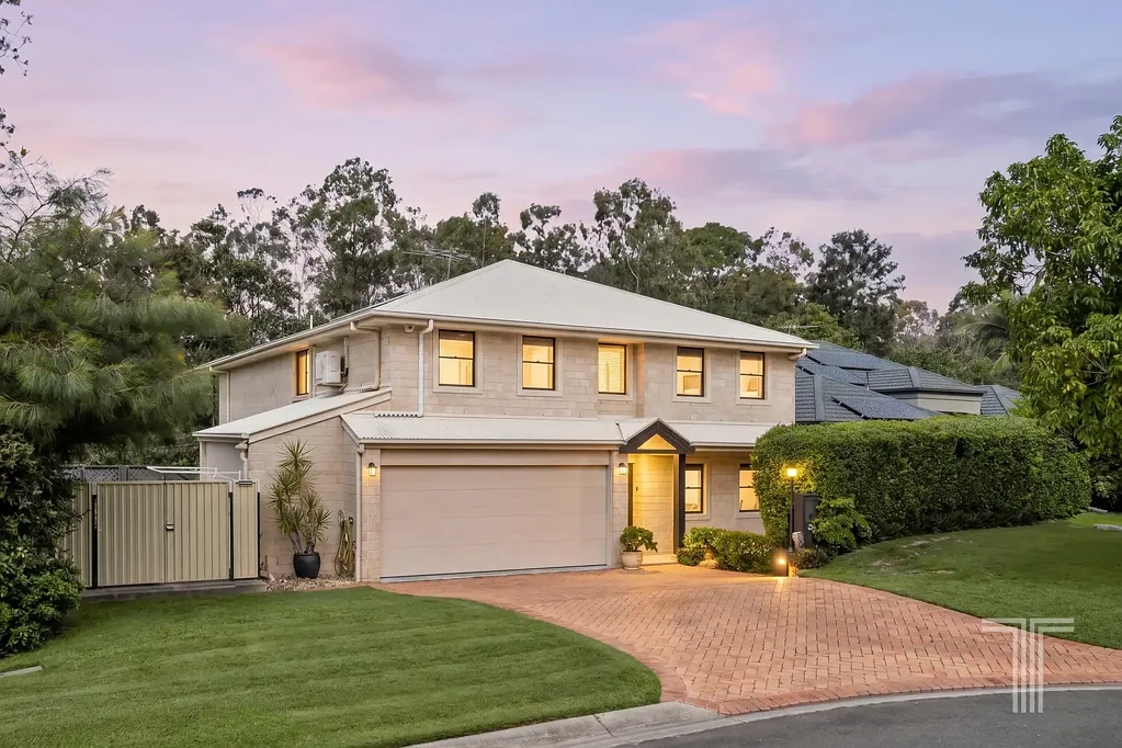 Mount Gravatt East 6ห้องนอน Grand Family Living with Space for Every Stage of Life