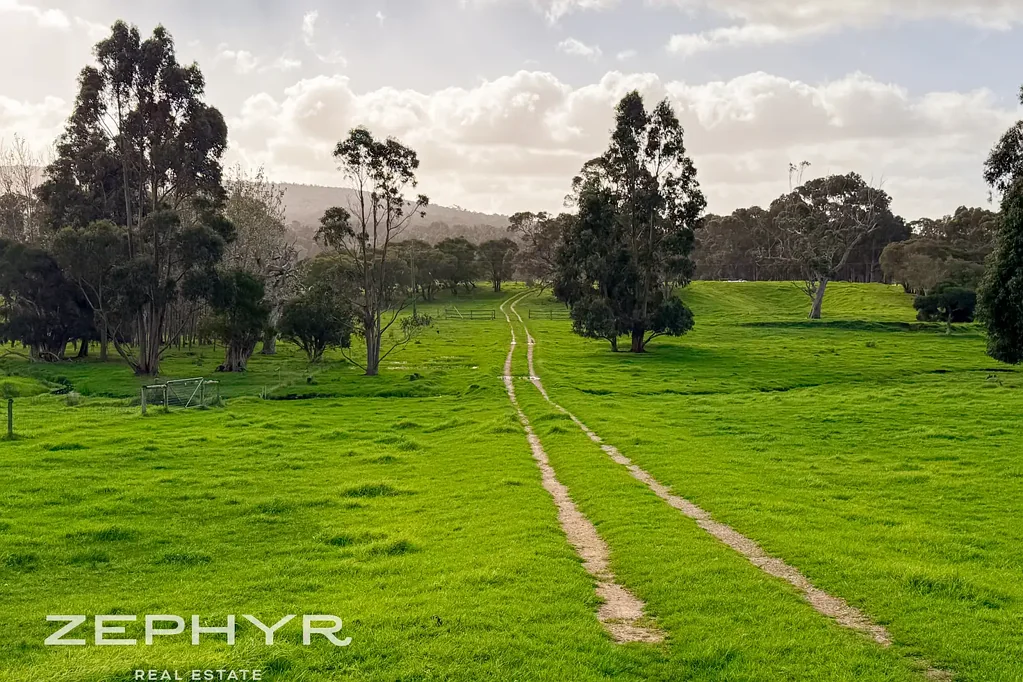 Nanarup Impressive Mount Richard Road