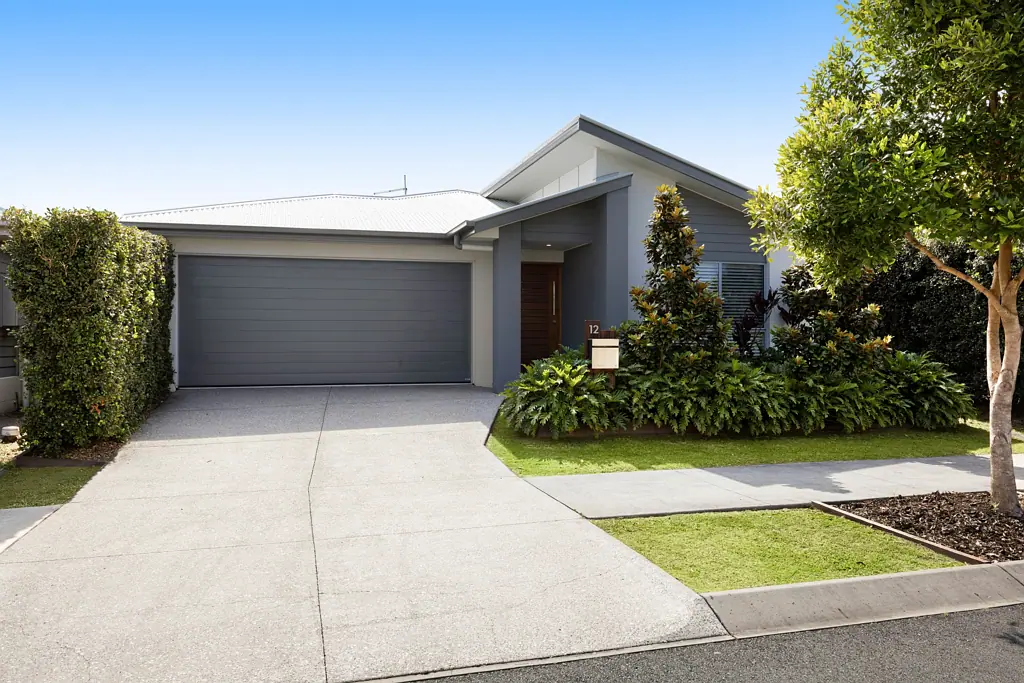12 Roseleaf Crescent, Palmview, QLD 4553