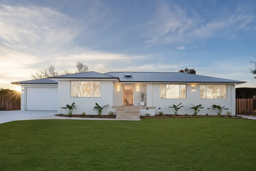 Berowra Heights 4 Bedroom Bespoke Beauty