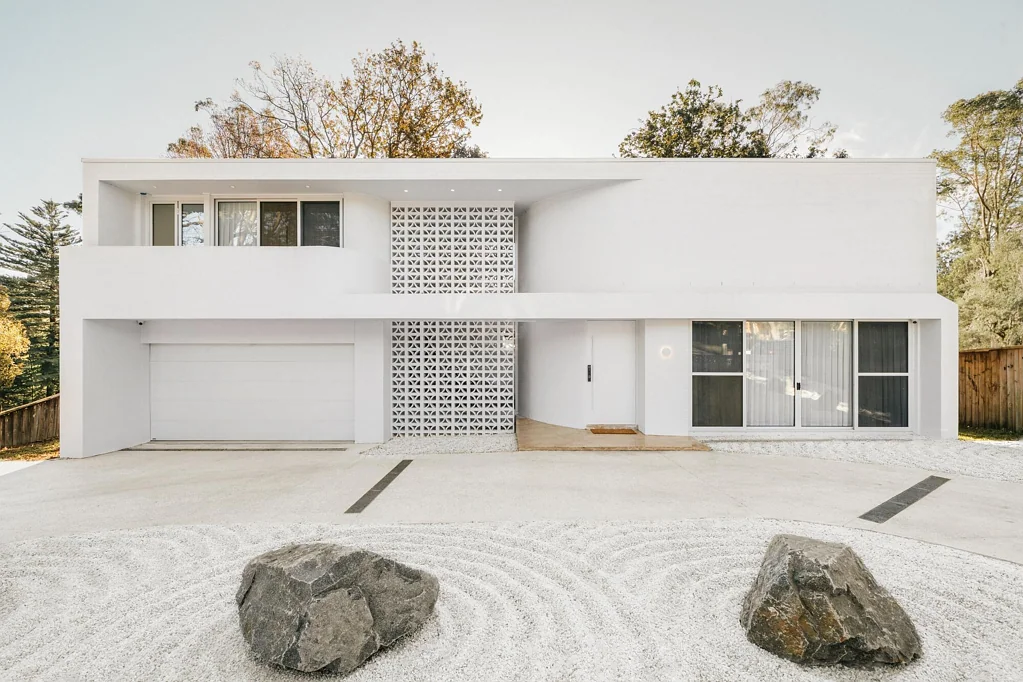West Pymble 5房 沐浴在自然光中的建筑圣殿 An Architectural Sanctuary Bathed in Natural Light