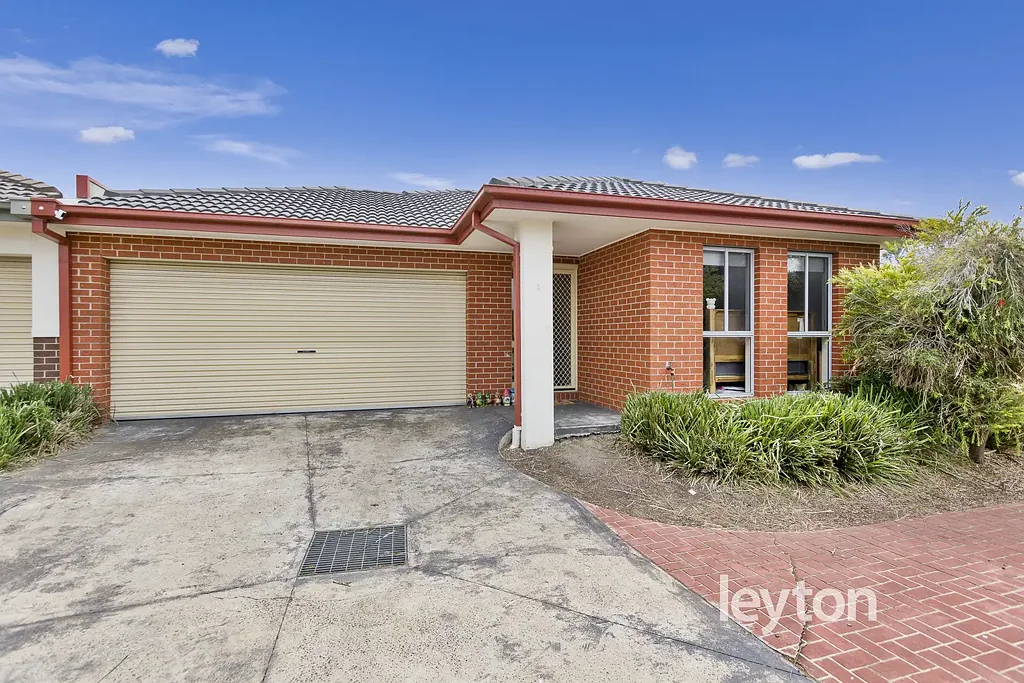 Carrum Downs 3房 宁静单层三卧 优质电器厨房 主卧套间带步入式衣帽间 大型后院露台 太阳能供电 紧邻Kmart&Woolworths Low-Maintenance Living at Its Best