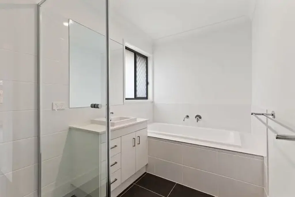 Adres Weerhou, Nanango, QLD 4615