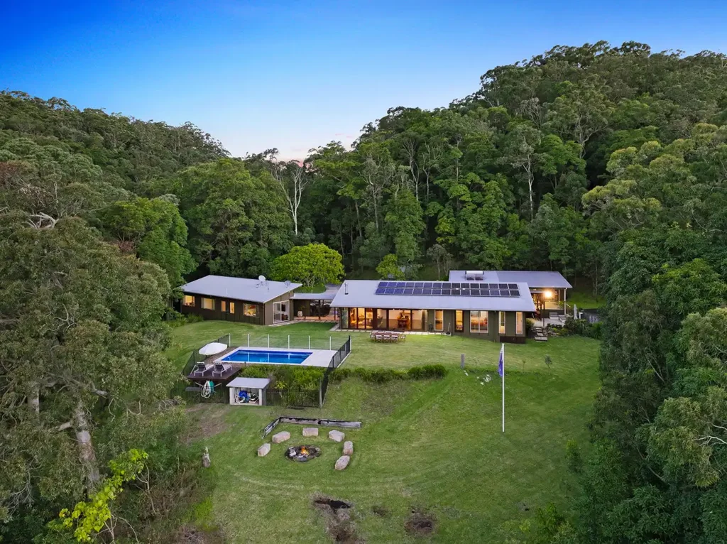 Tallebudgera Valley 5房  21 Acres of Pure Peace, Privacy and Panoramic Beauty