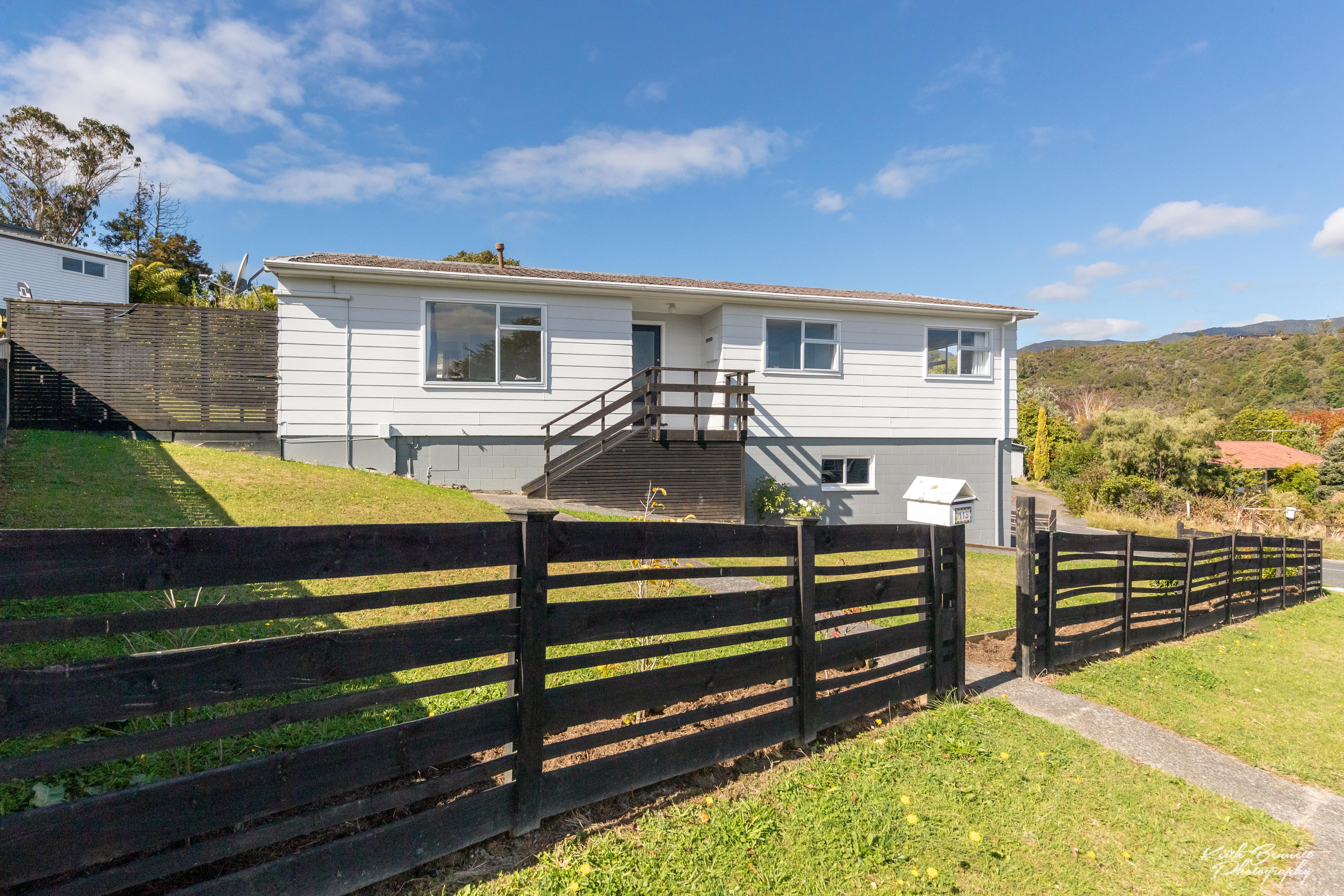 118 Norana Road, Timberlea, Upper Hutt, 3 rūma, 0 rūma horoi, House