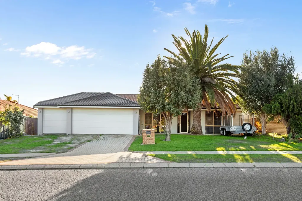 10 Naval Parade, Ocean Reef, WA 6027