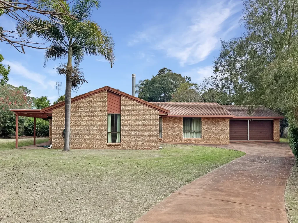7 Cowie Drive, Kingaroy, QLD 4610