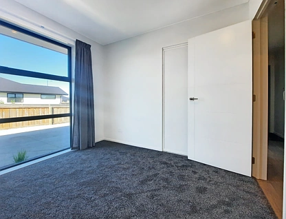 1/19 Harrison Drive, 11103, Canterbury, 3房, 2浴, 整租城市屋