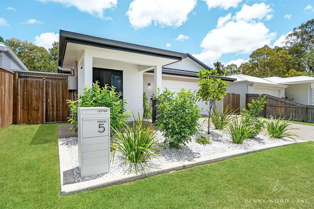 5 Ficus Crescent, Andergrove, QLD 4740